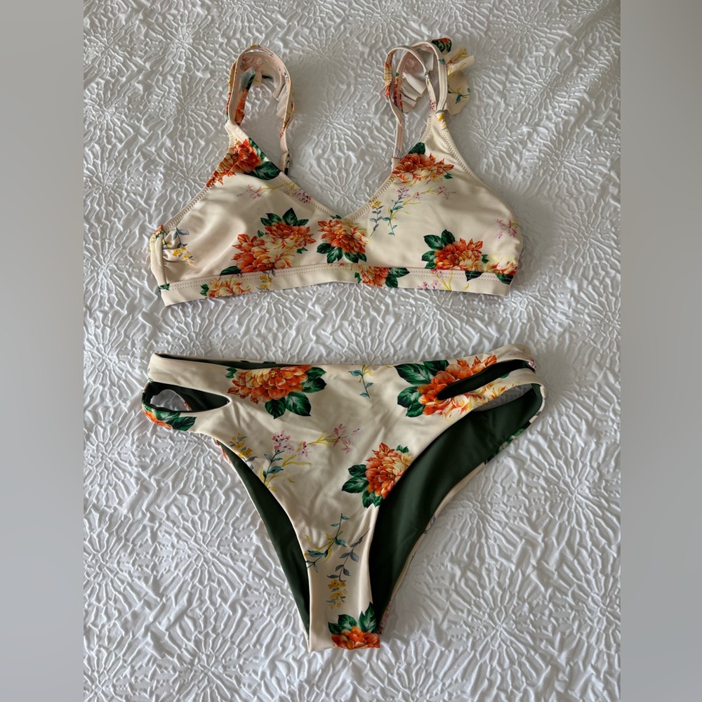 Cupshe Floral Bikini Reversible- Medium